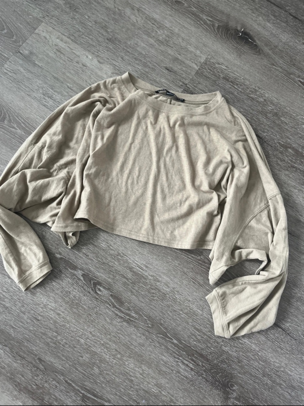 HYFVE Taupe Cropped Long-Sleeve Top